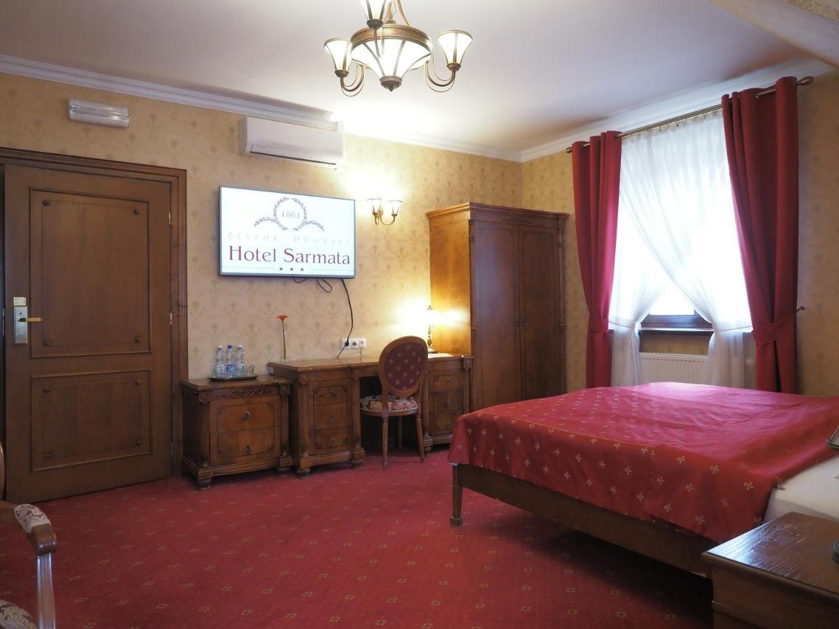 Hotel Sarmata Zespol Dworski Sandomir Extérieur photo