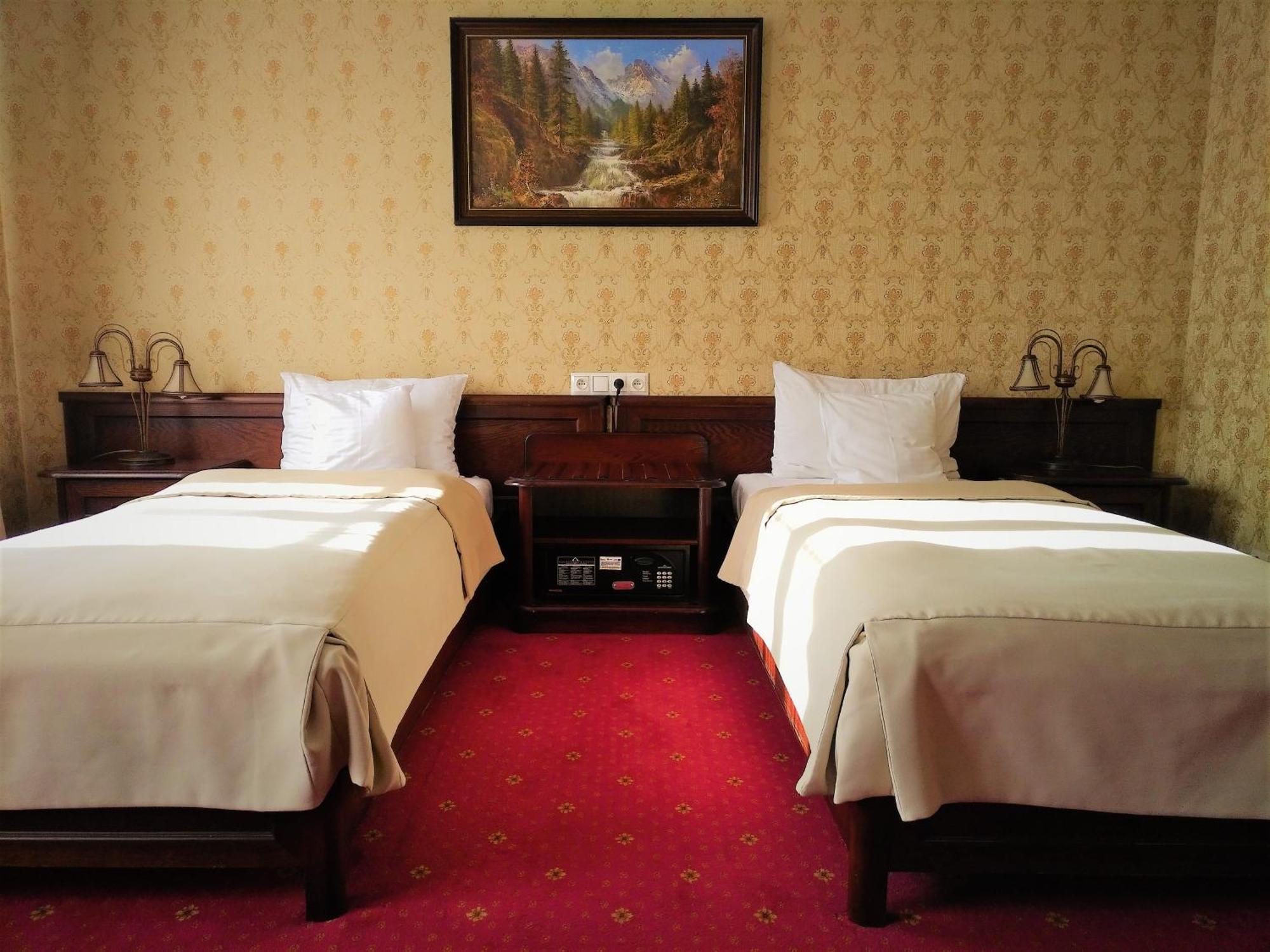 Hotel Sarmata Zespol Dworski Sandomir Extérieur photo
