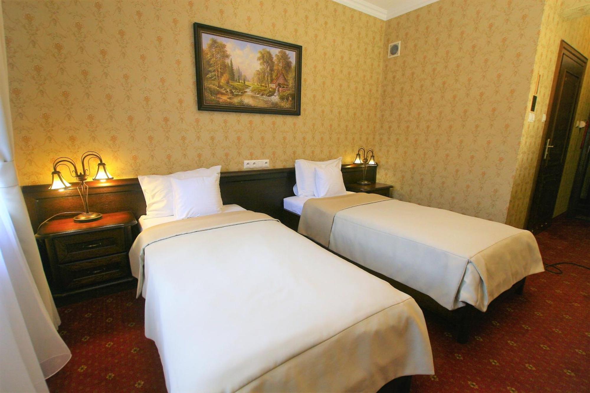 Hotel Sarmata Zespol Dworski Sandomir Extérieur photo