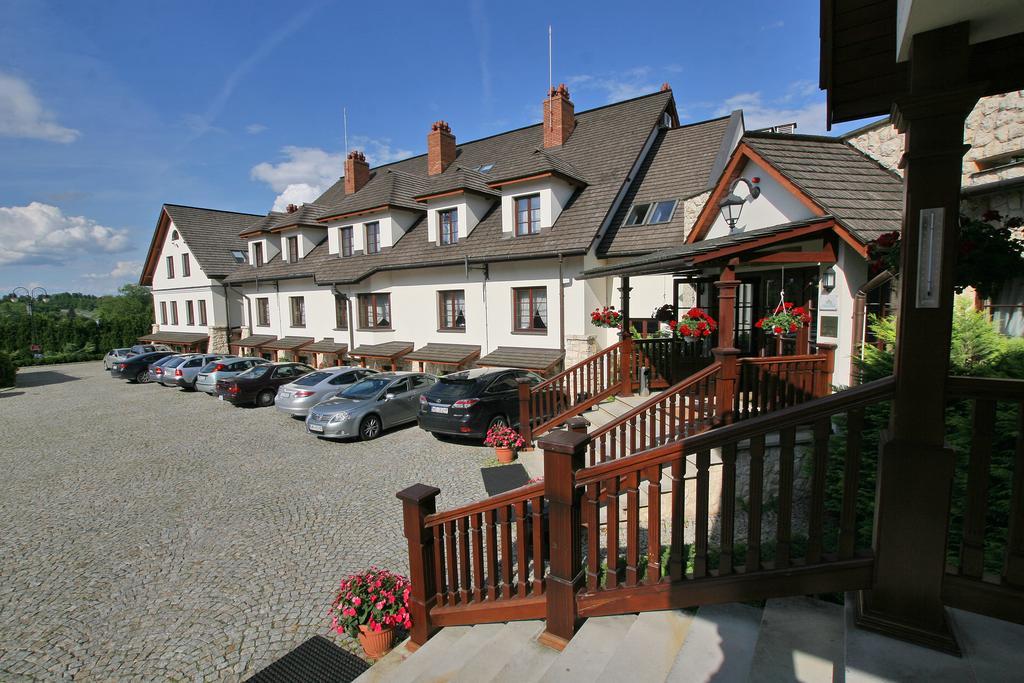 Hotel Sarmata Zespol Dworski Sandomir Extérieur photo